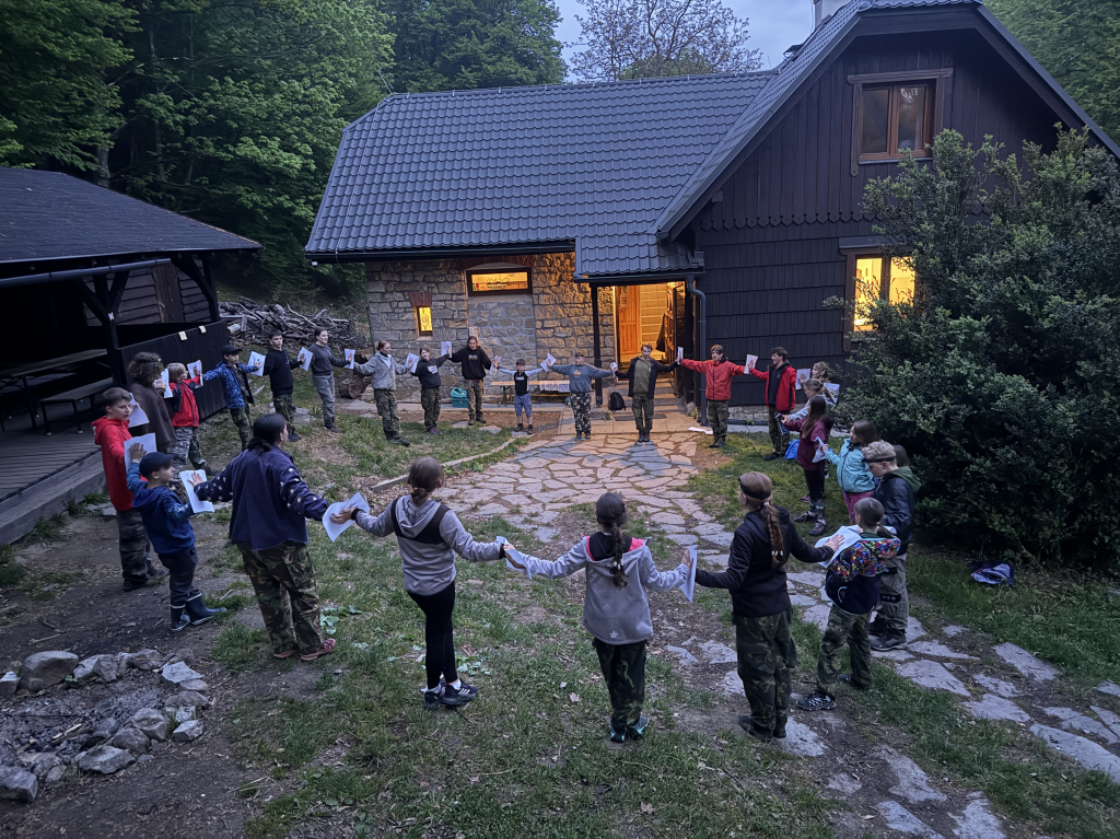 Víkendovka Vakuum: Když je myšlenka zločin a ticho znamená svobodu